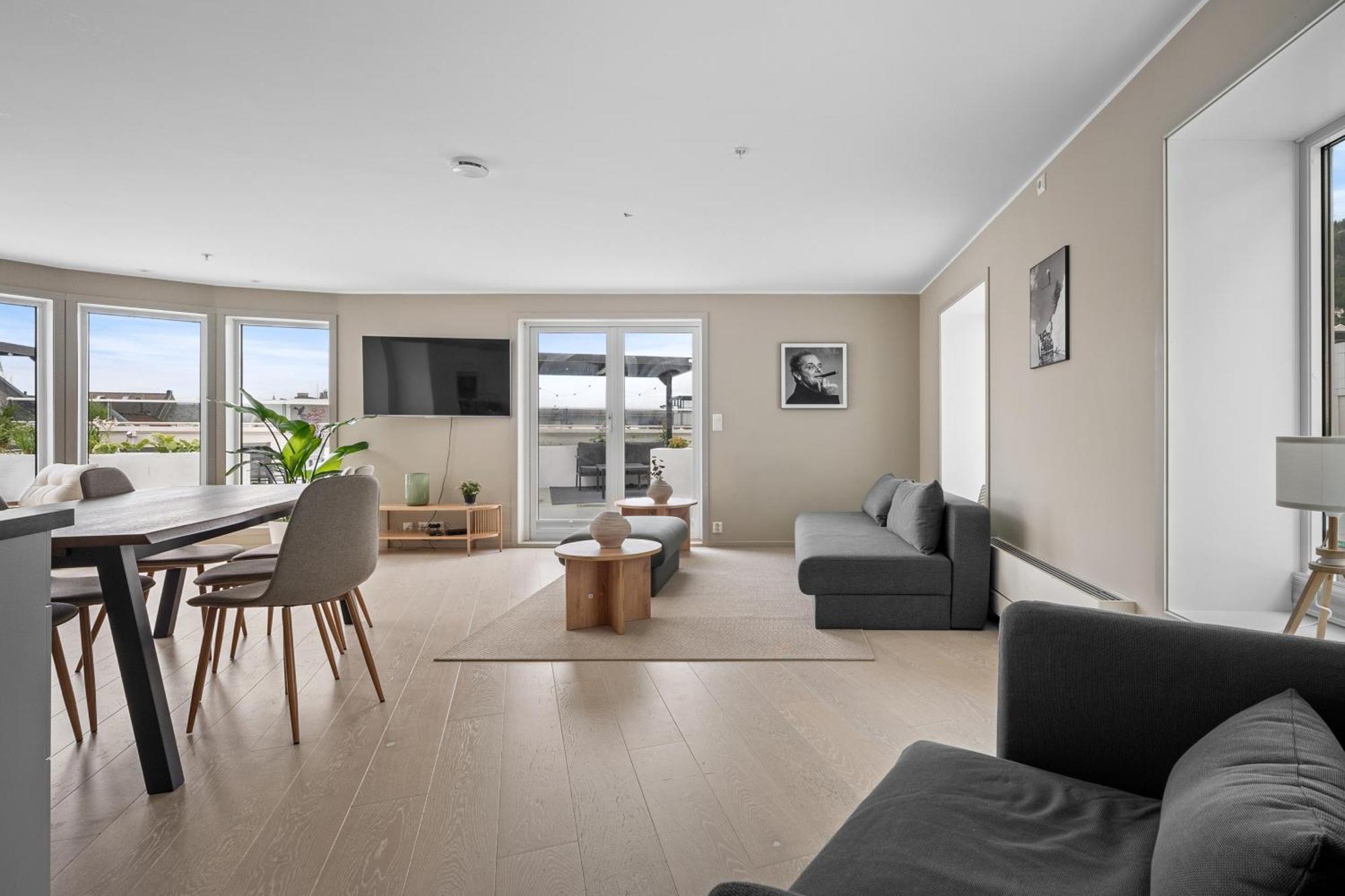 Stay L Urban - Spacious Apartment With Private Terrace Bergen Exteriér fotografie